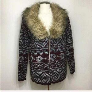 Forever 21 - Faux Fur Collar Y2K Sweater